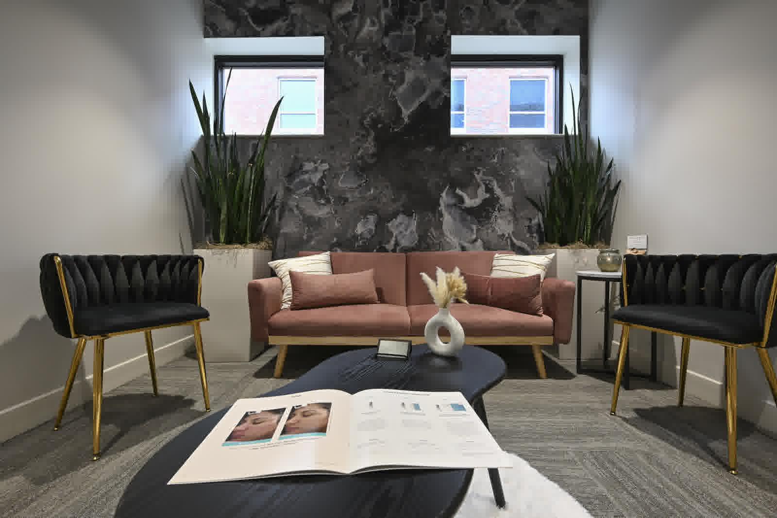 816 Aesthetic Med Spa office and lobby in Kansas City